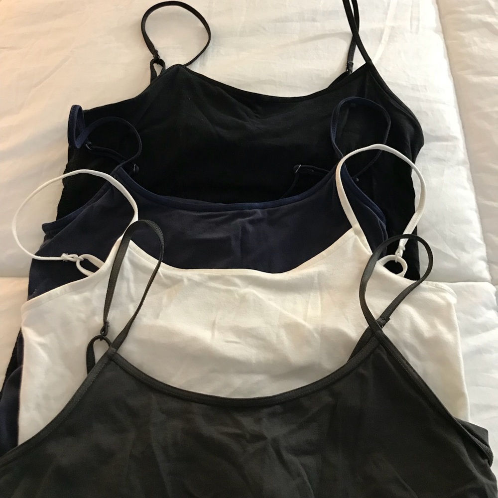 Set of 4 tank tops Aerie & American Eagle small